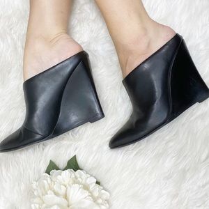 Charles Jourdan Alma Leather Wedge Mule